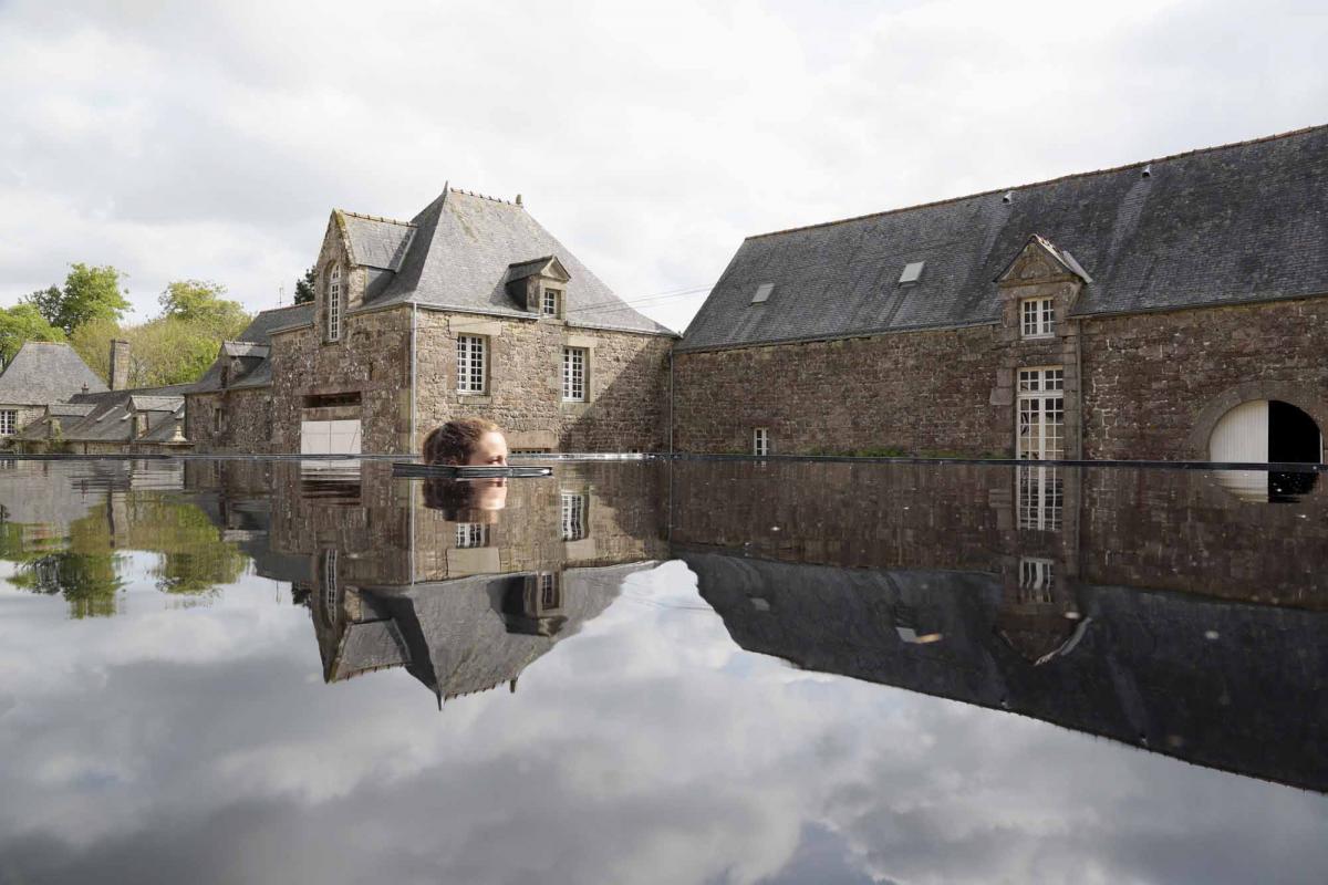   Vue de l'exposition au château de Trégarentec