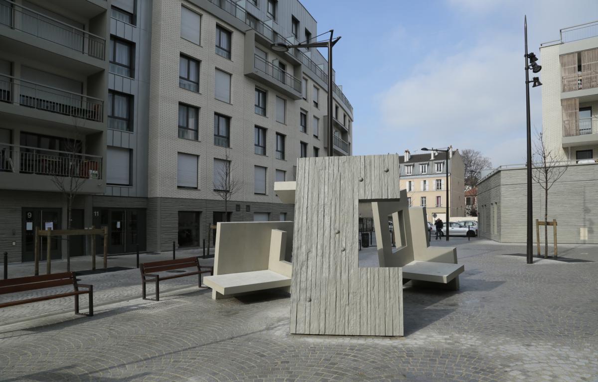 Trois modules de construction. 2017